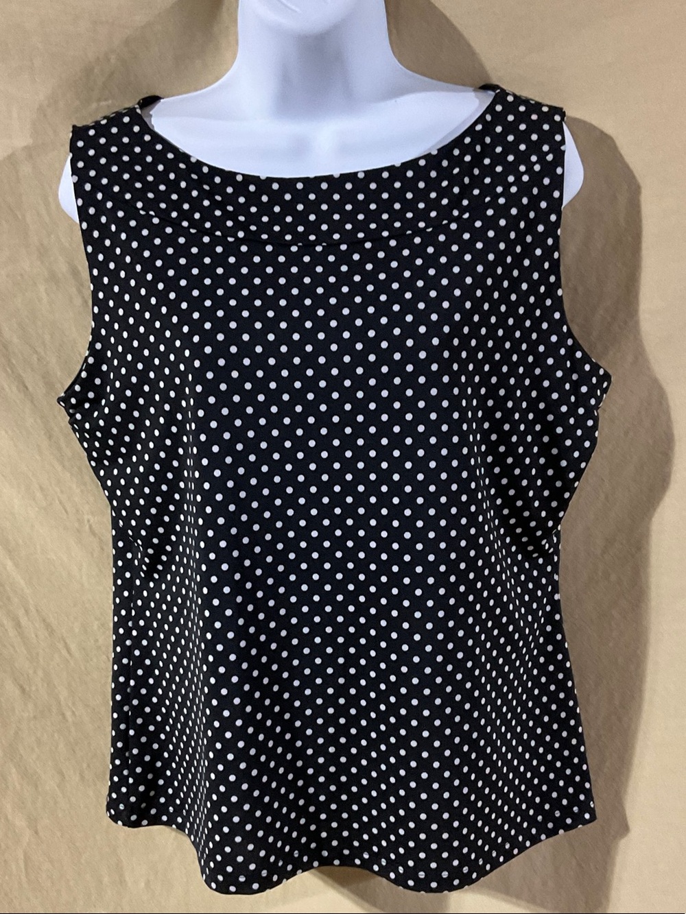 J.T.B. Size L Sleeveless Black Polka Dot Blouse